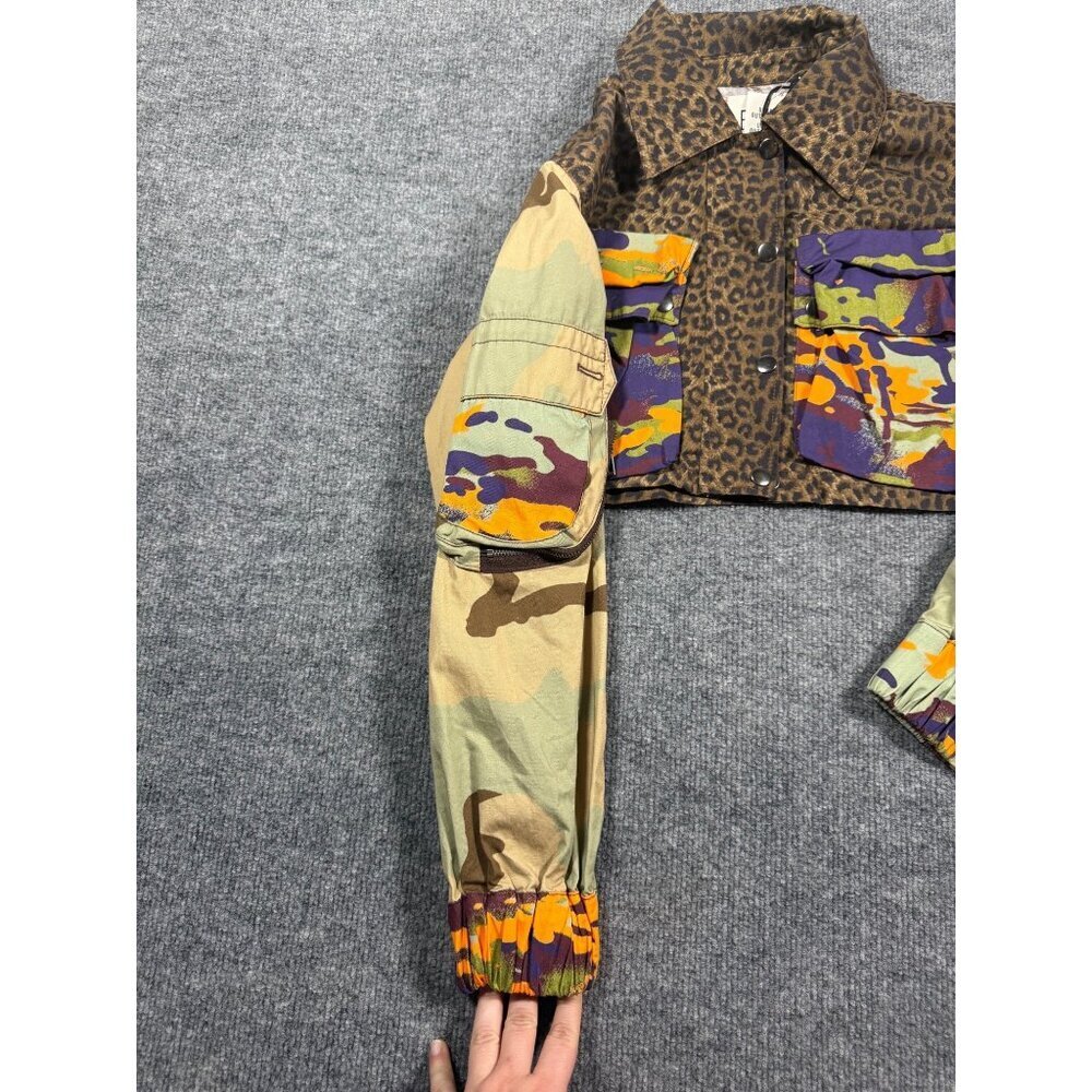 NWT BDG Urban Outfitters Jenny Printed Cropped Utility Jacket Small - Picture 4 of 7